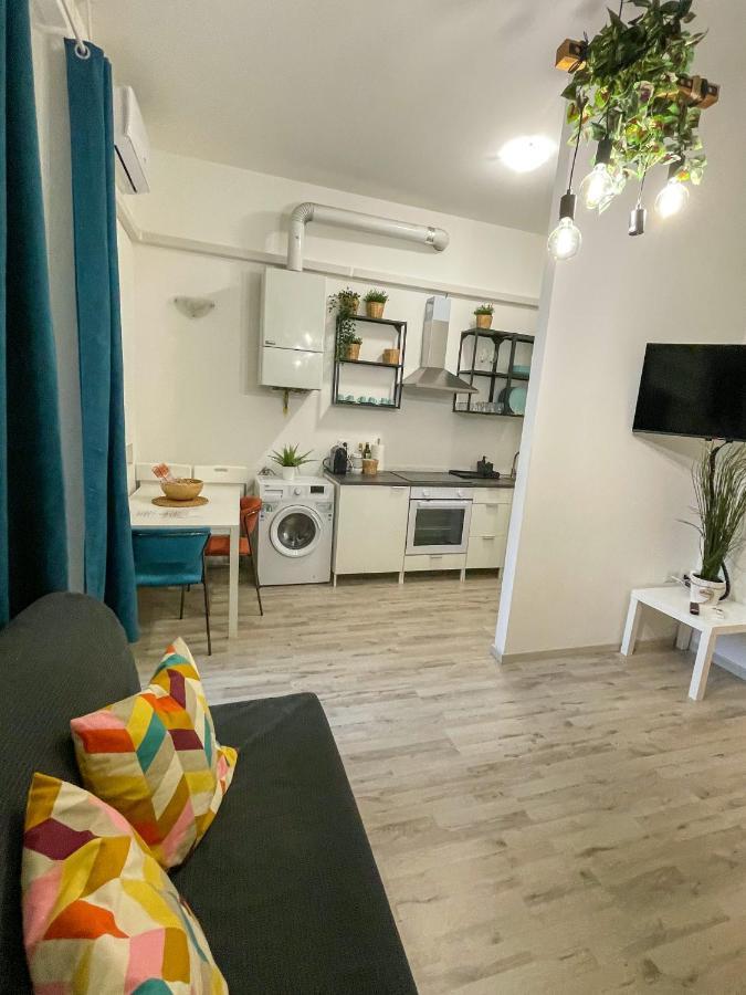 Apartment Dea Dreams Piazzale Lodi Wi-fi Metro A 2 Passi