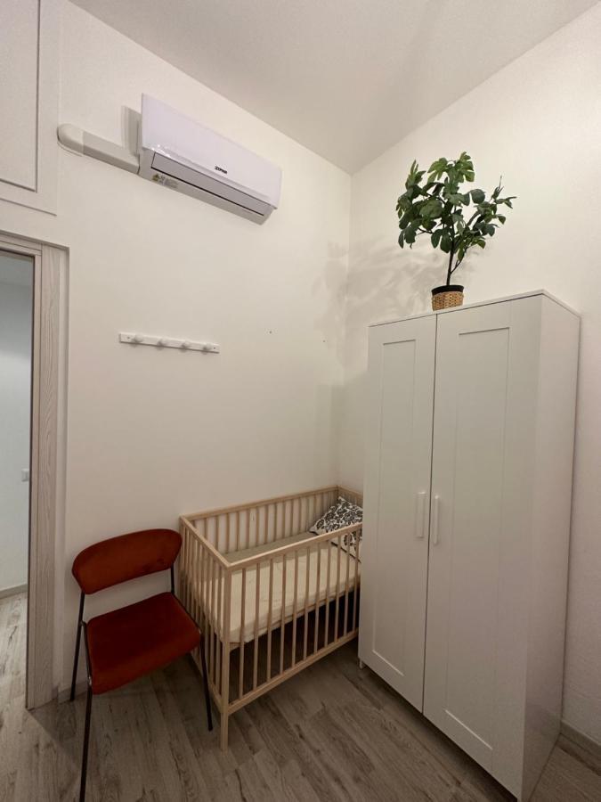 Dea Dreams Piazzale Lodi Wi-fi Metro A 2 Passi Apartment *